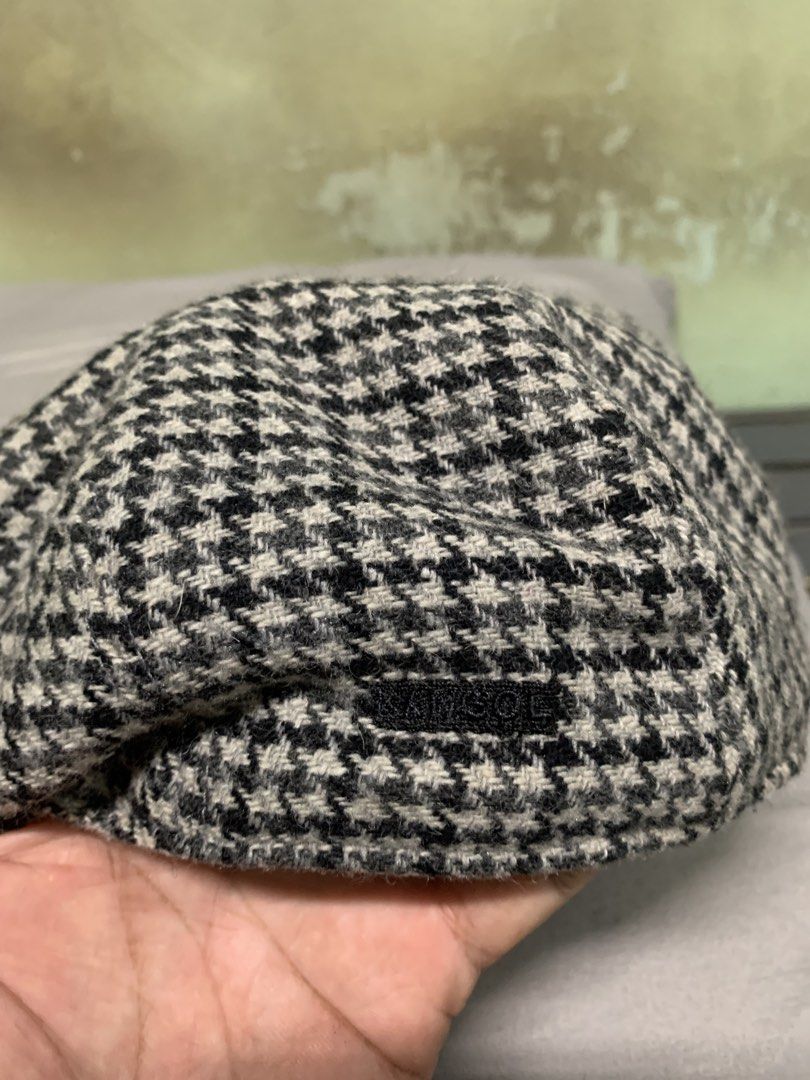 Kangol Heritage Houndstooth Flat Cap (Category: Caps & Hats) located in General Santos City (Dadiangas). Submitted by hard2find_thrifting (Listing ID 1449954157, Image 2). Description: - Classic Kangol Heritage houndstooth flat cap. - Stylish and versatile pattern. - Comfortable lining for all-day wear. - Elevates any casual outfit..