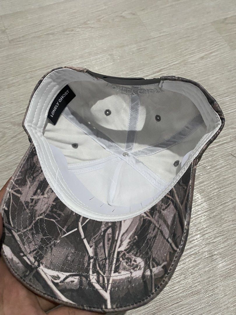 Lonely ghost (Category: Caps & Hats) located in Manila. Submitted by dundonnn (Listing ID 1450132913, Image 2). Description: ✅ AVAILABLE ✅ 🧢 LONELY GHOST 💰 ₱800 ▪️ Adult size / Fit most head 🛒 DM ME.