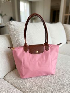 (Category: ) located in . Submitted by billionairebags (Listing ID 1450016978, Image 1). Description: .