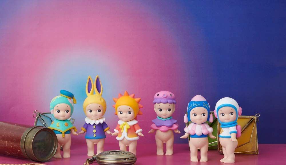 LOOKING FOR- Bug's World, Cat Life, and etc. (Category: Designer & Blind Box Toys) located in Manila. Submitted by yang031 (Listing ID 1449991594, Image 3). Description: LOOKING FOR - can take small sets - Series include: Bug's World, Cat Life, and other collectible figures. - Each figure is unique and collectible. .