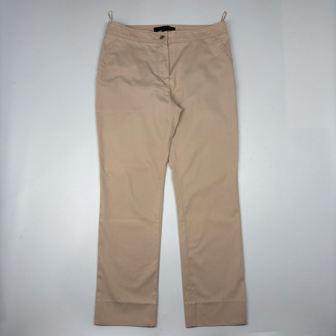 Louis Vuitton Chino Pants (Category: Luxury Apparel) located in Bacolod City. Submitted by cast.archives (Listing ID 1449980763, Image 1). Description: Louis Vuitton Chino Pants Authentic Waist: 29" - 31" Length: 38" Inseam: 27" Condition: Excellent Flaw: None .