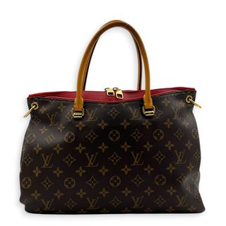 (Category: ) located in . Submitted by carousellluxury (Listing ID 1450047468, Image 1). Description: .