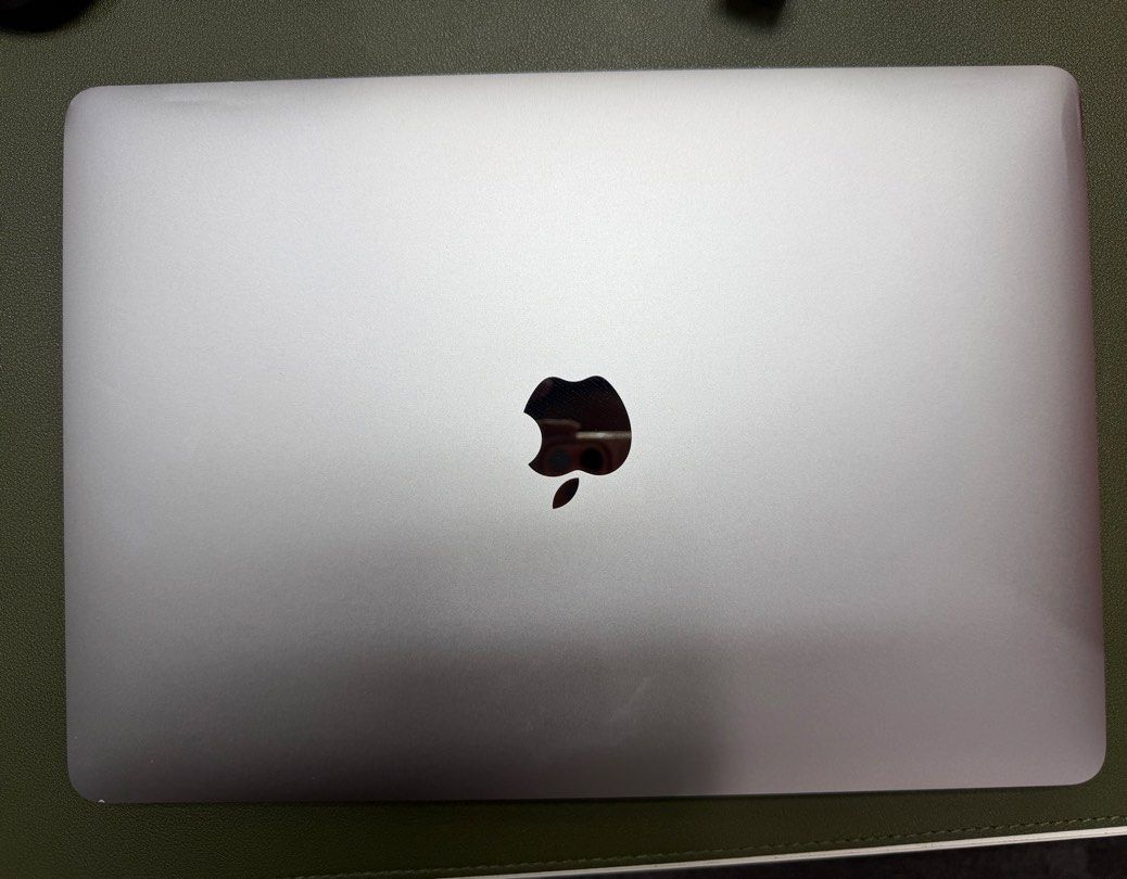 Apple Macbook Pro 13 inch 2017 Intel i5