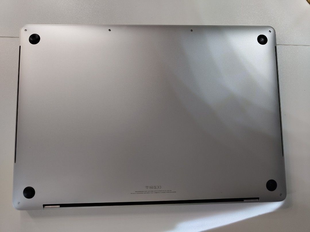 MacBook Pro 2019 (Category: Laptops & Notebooks) located in Las Pinas. Submitted by declutterqueeeeen (Listing ID 1450033240, Image 3). Description: MacBook Pro 16-inch (2019) - Intel Core i9 - Touch Bar - Upgraded to the latest macOS Tahoe - Color: Space Gray - Includes original box and charger - No issues. In excellent working condition. - 99% smooth Price: 40,000 Php RFS: Upgraded to a new laptop. Please Note: - Kindly read the description bef
