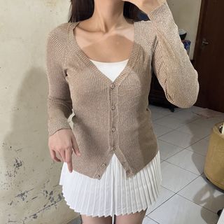 (Kategori: ) berada di . Dikirim oleh lovedbydircel (ID iklan 1450002188, Gambar 1). Deskripsi: .