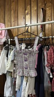 (Category: ) located in . Submitted by dainty.hercloset (Listing ID 1449465570, Image 1). Description: .