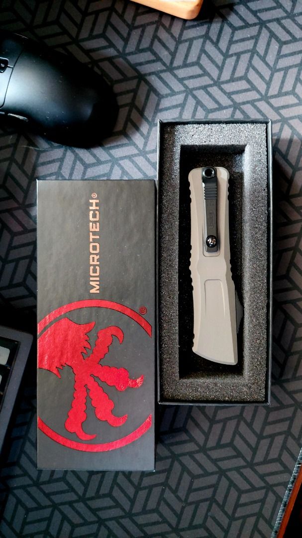 Microtech Troodon (Category: Knives & Chopping Boards) located in Mandaluyong City. Submitted by rcrealistic1970 (Listing ID 1450132981, Image 2). Description: ORIGINAL! - Microtech Combat Troodon T/E Gen III - Full Serrated Tanto Blade - Natural Clear Finish - Includes Original Box - Ideal for Collection or Everyday Carry (EDC) Gcash/BPI Bought last July 8, 2026 Impulse buy. Msg for more pics. .