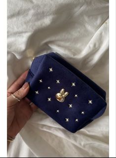 (Category: ) located in . Submitted by fashiongirlystyle (Listing ID 1449997126, Image 1). Description: .