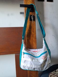 (Kategori: ) berada di . Dikirim oleh ongkiameli48448 (ID iklan 1449983818, Gambar 1). Deskripsi: .