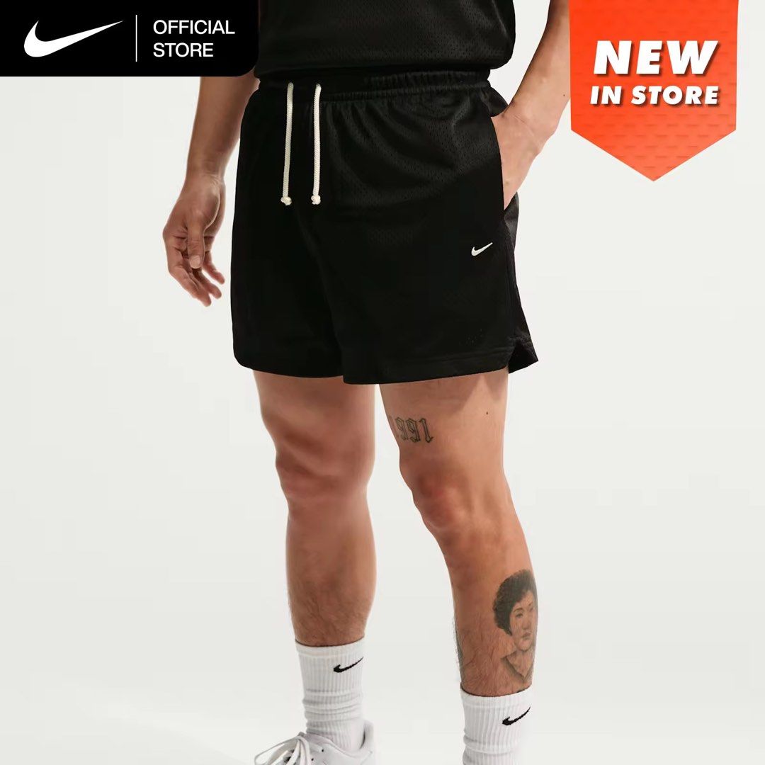 Nike Mesh Dri-fit Shorts practical mesh standard issue 5” (Category: Shorts) located in Mandaluyong City. Submitted by Janellas24 (Listing ID 1450132327, Image 1). Description: Used once - Authentic Nike black mesh shorts - Comfortable elastic waistband with adjustable drawstring - Side slits for enhanced mobility - Small Nike logo detail on the left leg - Breathable material, ideal for workouts or everyday comfort.
