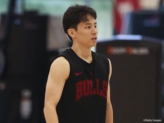 （分類：）位於 。 由 lebronjim 提交（商品編號 1450110934，圖片 1）。簡介： 。