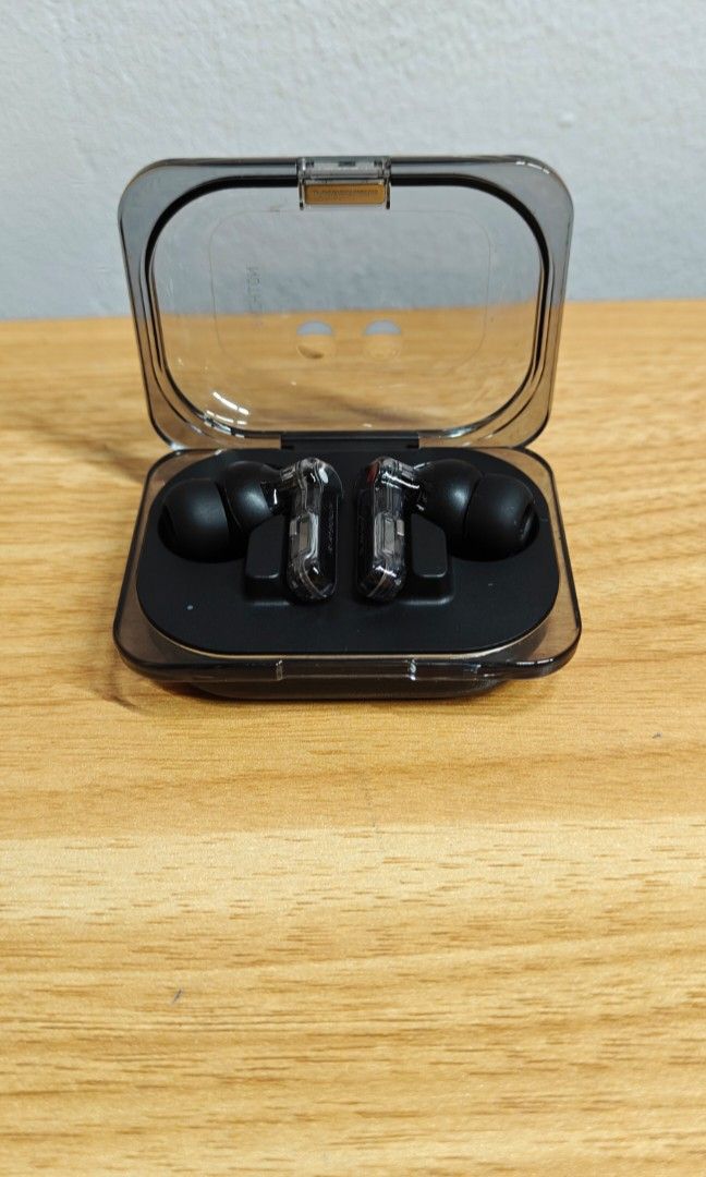 Nothing Ear (a)