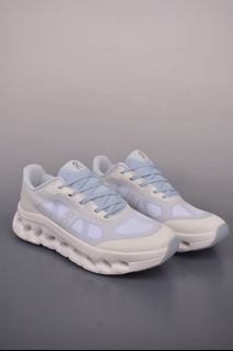 (Category: ) located in . Submitted by khai.uasneakers (Listing ID 1450093938, Image 1). Description: .