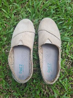 (Category: ) located in . Submitted by gluisa97 (Listing ID 1449972885, Image 1). Description: .