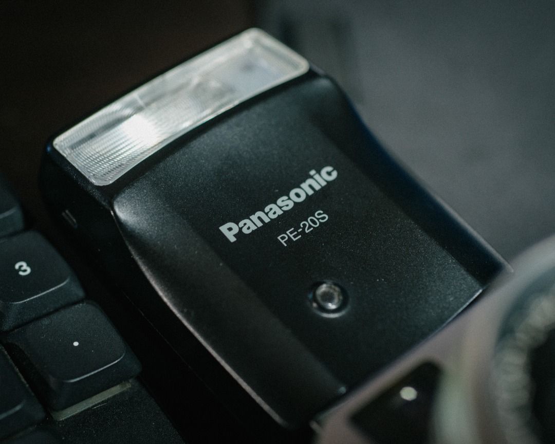 Panasonic PE-20S Auto Flash (Category: Cameras) located in Manila. Submitted by eldricarpi (Listing ID 1450101983, Image 1). Description: - Panasonic PE-20S auto flash unit - As is - Compatible with any cameras - Features manual and auto modes - Includes slave function - Tested and confirmed working - Compact and simple to attach.