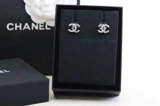 (Category: ) located in . Submitted by diya.pstore (Listing ID 1450087627, Image 1). Description: .