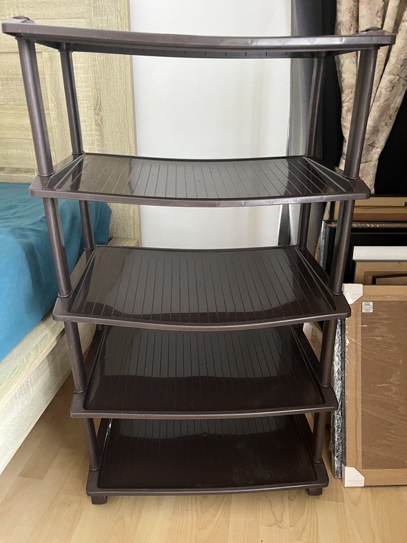 Plastic rack (Category: Shelves, Cabinets & Racks) located in Georgetown. Submitted by keiratan0712 (Listing ID 1450023296, Image 1). Description: Strong plastic . Only meet up, too huge to post .