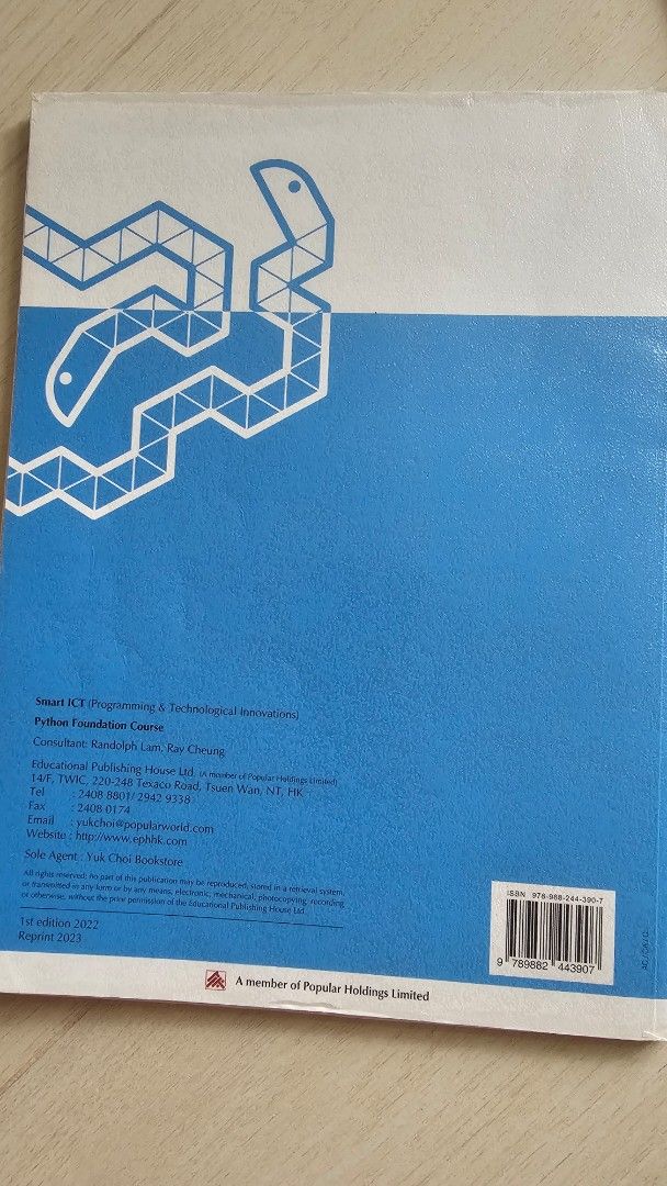 Python Foundation Course smart ict （分類：教科書）位於 Hong Kong。 由 paulwai2122 提交（商品編號 1450037654，圖片 2）。簡介： 呢本係關於Python嘅入門書，書名叫做 Smart IoT Python Foundation Course。有好多關於Programming & Technological Innovations嘅內容。書本設計幾特別，有條Python蛇嘅圖案。適合想學Python嘅朋友仔。書本狀況幾好，冇乜點爛。。