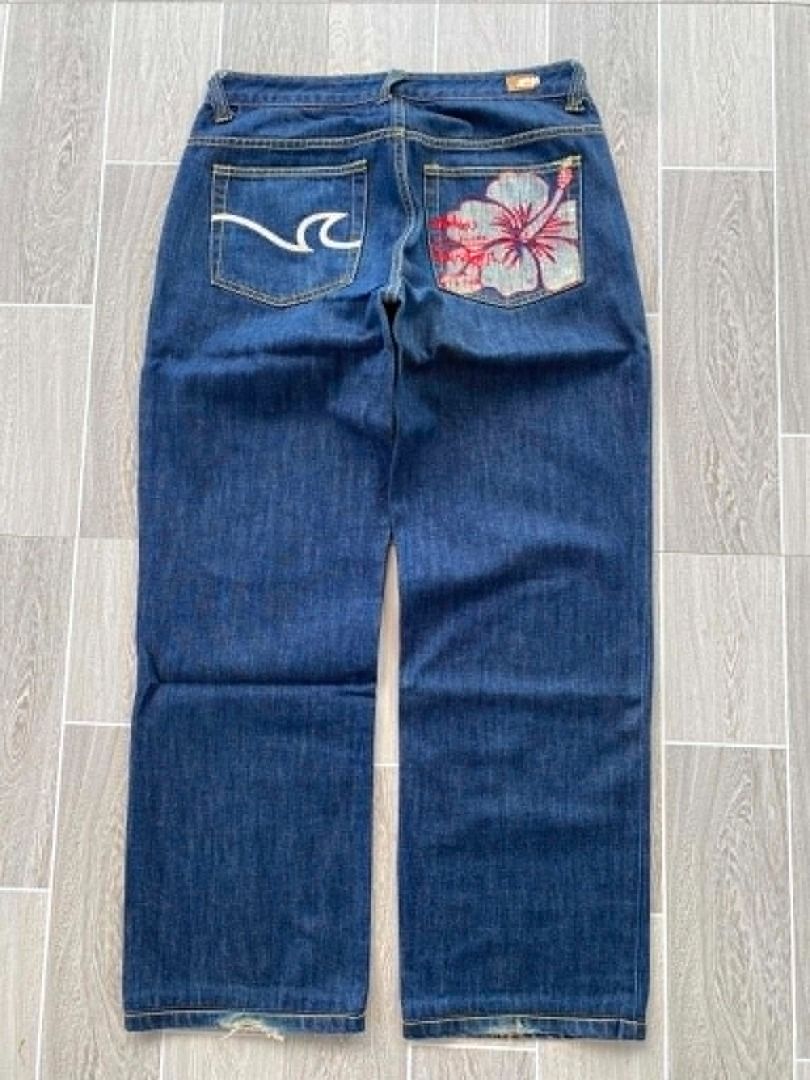 Quicksilver Pants (Category: Jeans) located in Orani. Submitted by yo.jo (Listing ID 1450013792, Image 1). Description: Quicksilver Pants "With Embroidered white wave and red/white hibiscus flower" Waist: 32 Length: 39 inch Inseam: 29 inch Hem: 9 inch .