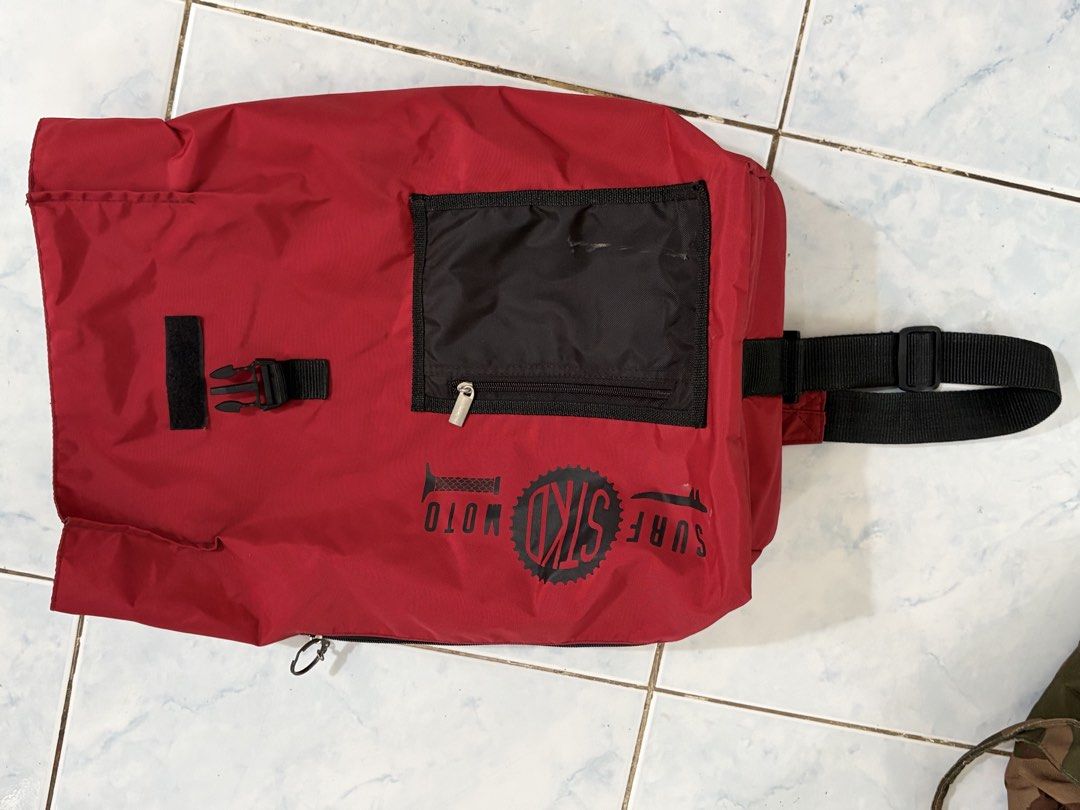 Red STOKED Surf Moto Bag (Category: Backpacks) located in Santa Rosa. Submitted by mm024 (Listing ID 1450077830, Image 1). Description: - STOKWS Surf Moto red bag - Front zippered pocket - Side mesh pocket - Adjustable strap with buckle closure - Interior zippered pocket - Perfect for carrying your gear - 1 Strap backpack Price 250 Delivery shouldered by buyer .
