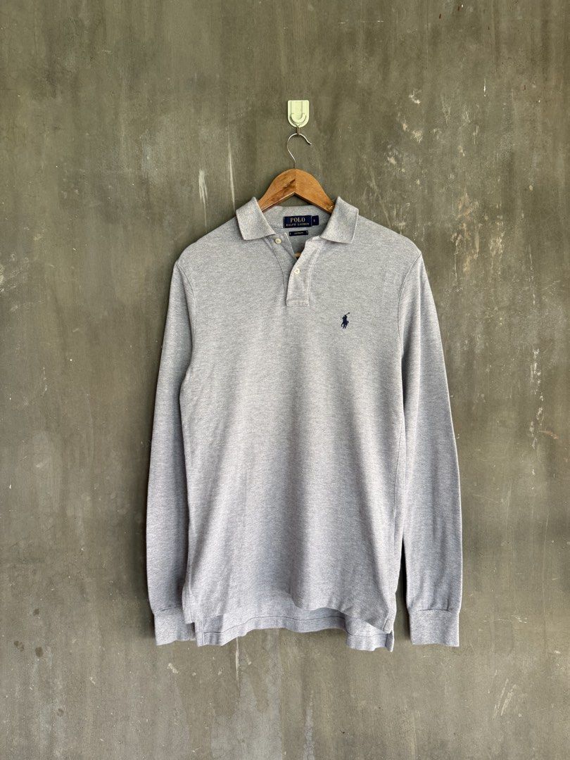 RL Polo Long Sleeve in Heather Gray (Category: Tshirts & Polo Shirts ) located in San Leonardo. Submitted by driftbyel (Listing ID 1450095398, Image 1). Description: RL Polo Long Sleeve in Heather Gray - Complete Tags ✅ - Classic piece✨ S on tag, fits M-S Measurements: Width: 20” Length: 27-29” Very Good Condition Color rate: 9.2/10 issue: None Mine: ₱1299 📌 (Read notes before buying).