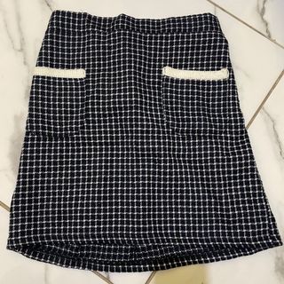 (Kategori: ) berada di . Dikirim oleh liebe_thrift0 (ID iklan 1450029415, Gambar 1). Deskripsi: .