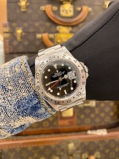(Category: ) located in . Submitted by redrabbitluxury_singpore (Listing ID 1449994141, Image 1). Description: .