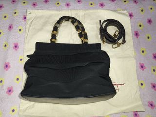 (Category: ) located in . Submitted by THA_D_THRIFT (Listing ID 1450131230, Image 1). Description: .