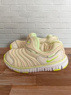 (Kategori: ) berada di . Dikirim oleh sepatubekas.yk (ID iklan 1450073392, Gambar 1). Deskripsi: .
