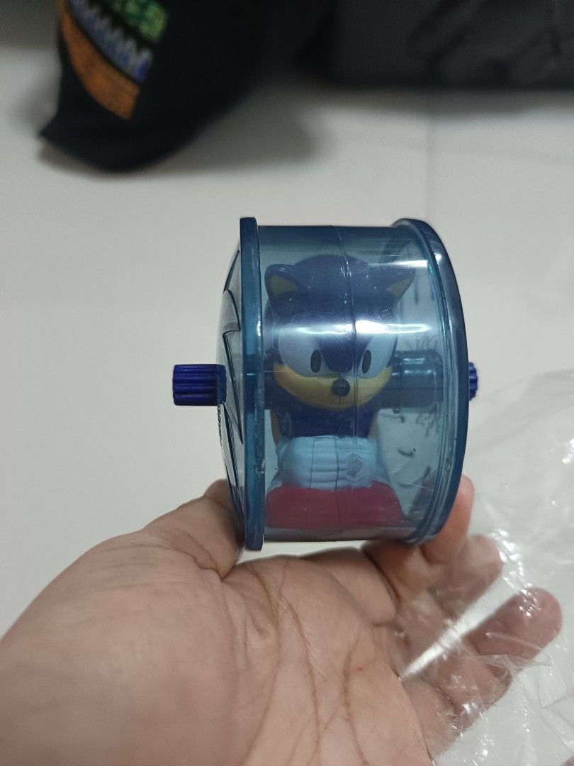 Sonic the hedgehog toy (Category: Figurines & Statues) located in Caloocan City. Submitted by appleblossoms07 (Listing ID 1450092765, Image 2). Description: apps.