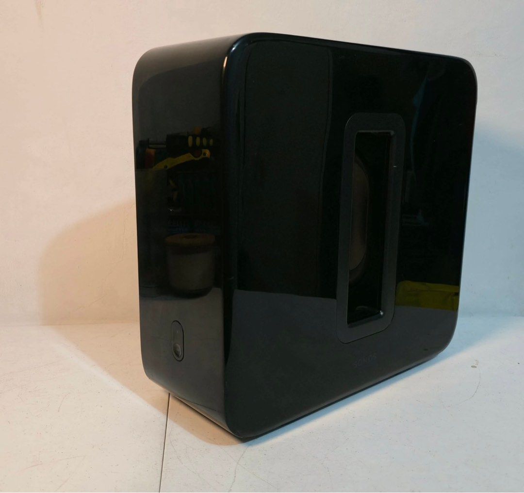 Sonos Subwoofer (Category: Soundbars, Speakers & Amplifiers) located in Taytay. Submitted by mikz_1303 (Listing ID 1450125131, Image 3). Description: Sonos Subwoofer Gen 3 Australian mall pull out Used as demo unit 220V Unit only no box Issue scratches Subwoofer 100% Testing upon pick up .