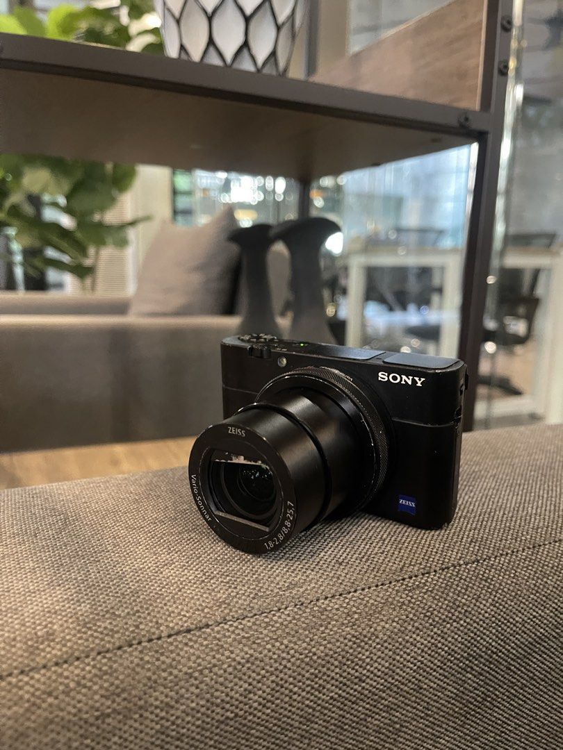 Sony RX100 V (DSC-RX100M5) Digital Camera with Accessories (Category: Cameras) located in Manila. Submitted by petour (Listing ID 1450065779, Image 2). Description: SONY RX100 MARK 5 selling for: ₱23k ✫ quick specs: ✦ 20.1 megapixels ✦ Exmor RS BSI CMOS sensor (stacked) ✦ ZEISS Vario-Sonnar T* (24-70mm f/1.8-2.8 equivalent) ✦ Blazing fast 0.05-sec. AF with 315 phase-detect points ✦ Up to 24 fps continuous shooting ✦ Pop-up OLED Electronic Viewfin