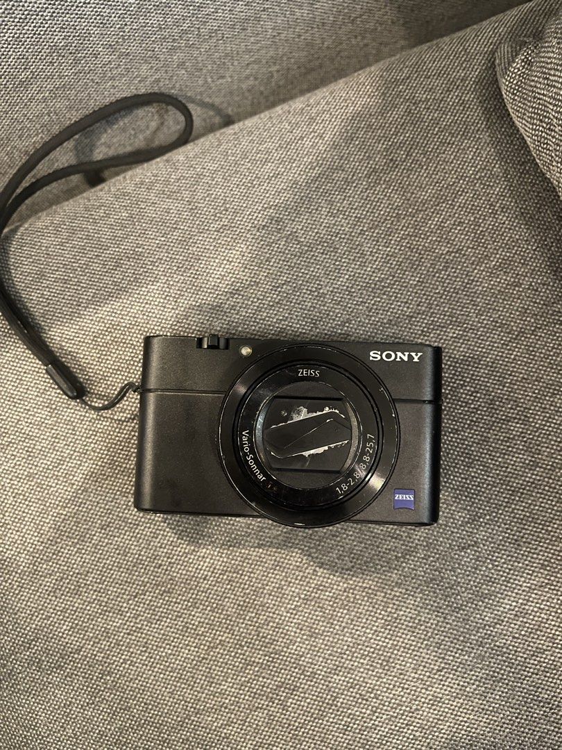 Sony RX100 V (DSC-RX100M5) Digital Camera with Accessories (Category: Cameras) located in Manila. Submitted by petour (Listing ID 1450065779, Image 3). Description: SONY RX100 MARK 5 selling for: ₱23k ✫ quick specs: ✦ 20.1 megapixels ✦ Exmor RS BSI CMOS sensor (stacked) ✦ ZEISS Vario-Sonnar T* (24-70mm f/1.8-2.8 equivalent) ✦ Blazing fast 0.05-sec. AF with 315 phase-detect points ✦ Up to 24 fps continuous shooting ✦ Pop-up OLED Electronic Viewfin