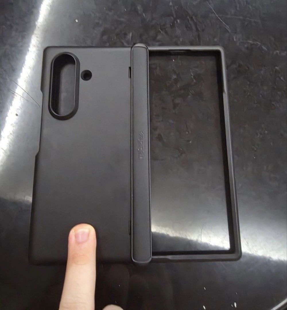 Spigen Slim Armor Pro Case fold 7 (Category: Cases & Sleeves) located in Taguig. Submitted by sc2303 (Listing ID 1449983473, Image 2). Description: .