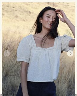 (Category: ) located in . Submitted by declutter_my_clothes (Listing ID 1450087135, Image 1). Description: .