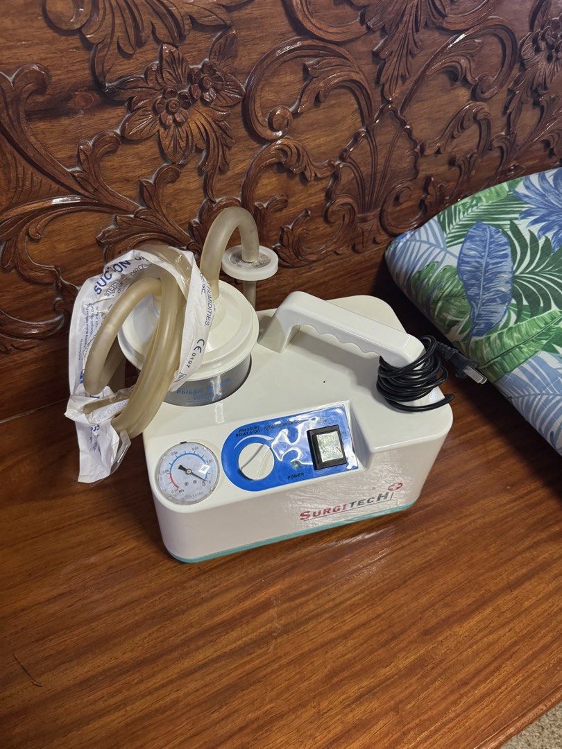 Surgitech Suction Machine (Category: Medical Supplies & Tools) located in Caloocan City. Submitted by ercgbrlprz (Listing ID 1450012377, Image 1). Description: - Surgitech Portable Medical Suction Pump - Bought April 2022 - No issues - Can do meet-ups in: BGC, Caloocan, QC/North EDSA, Molino Cavite.