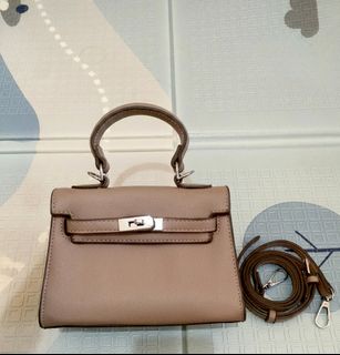 (Kategori: ) berada di . Dikirim oleh ryrykh (ID iklan 1449955985, Gambar 1). Deskripsi: .