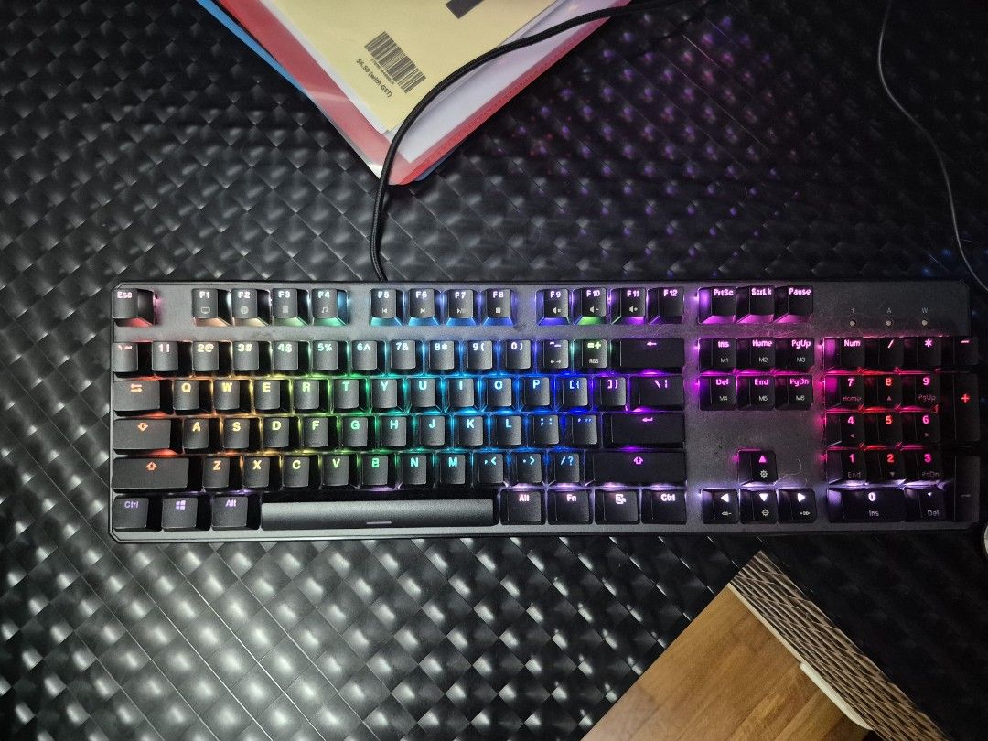 Tecware Phantom RGB Mechanical Keyboard511081081786214401