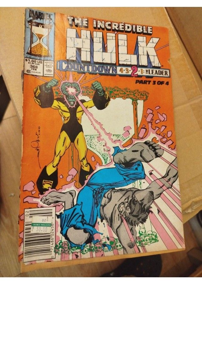 The incredible hulk comic vintage (Category: Comics & Manga) located in Quezon City. Submitted by toys_r_here (Listing ID 1450040018, Image 1). Description: GOOD FOR GIFT AND COLLECTION as is po Good condition First to pay gets the item pa check nalng sa pic yun condition pm me for questions ship pwede lalamove or jnt qc and marikina area.