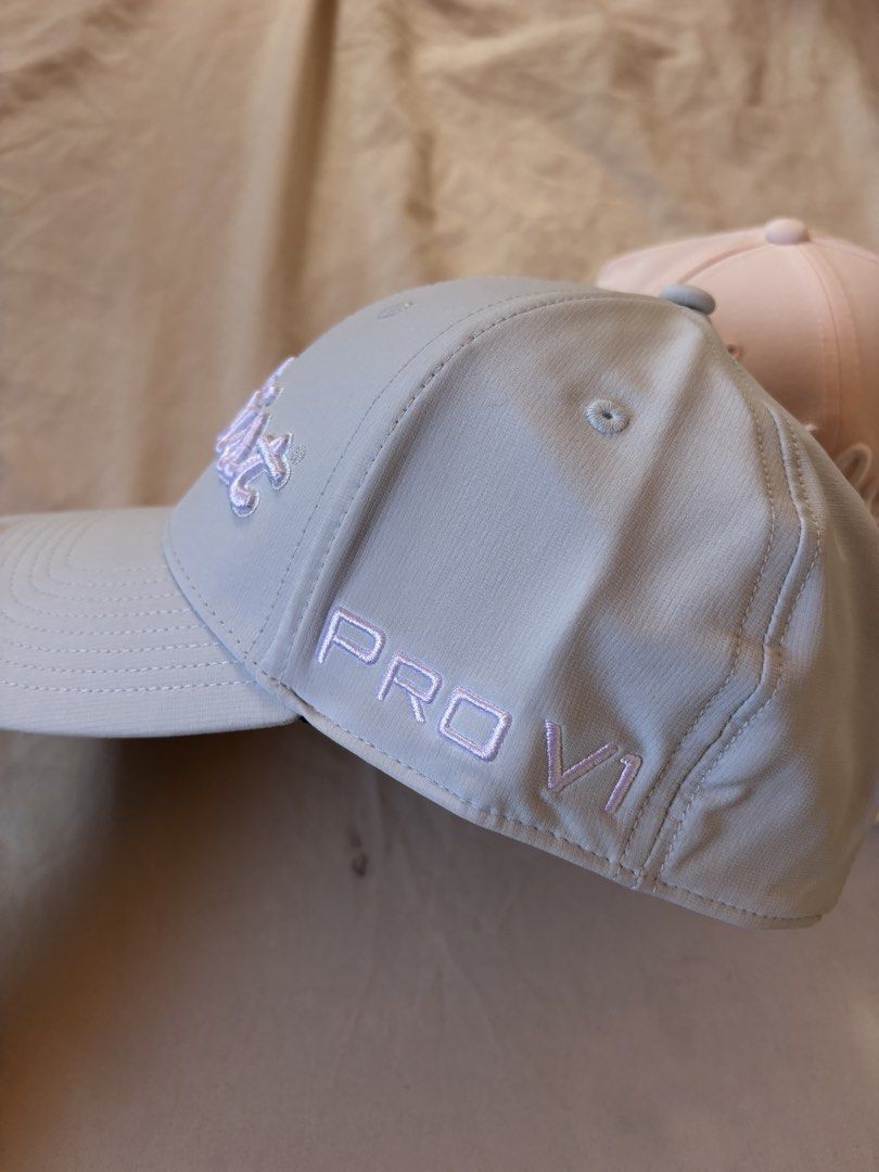 Titleist hat original (Category: Hats & Beanies) located in Subic. Submitted by joyclutter (Listing ID 1449963703, Image 2). Description: ORIGINAL TITLEIST V1 PRO CAP Available in blue and pink color High quality with tags.
