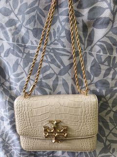 (Category: ) located in . Submitted by tajima (Listing ID 1449959894, Image 1). Description: .