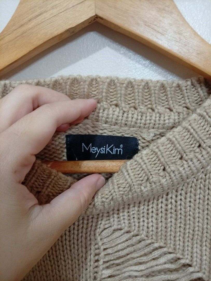 Unisex distressed knit from Korea (Category: Coats, Jackets and Outerwear) located in Cavite. Submitted by midnightbloom20 (Listing ID 1450030680, Image 2). Description: .