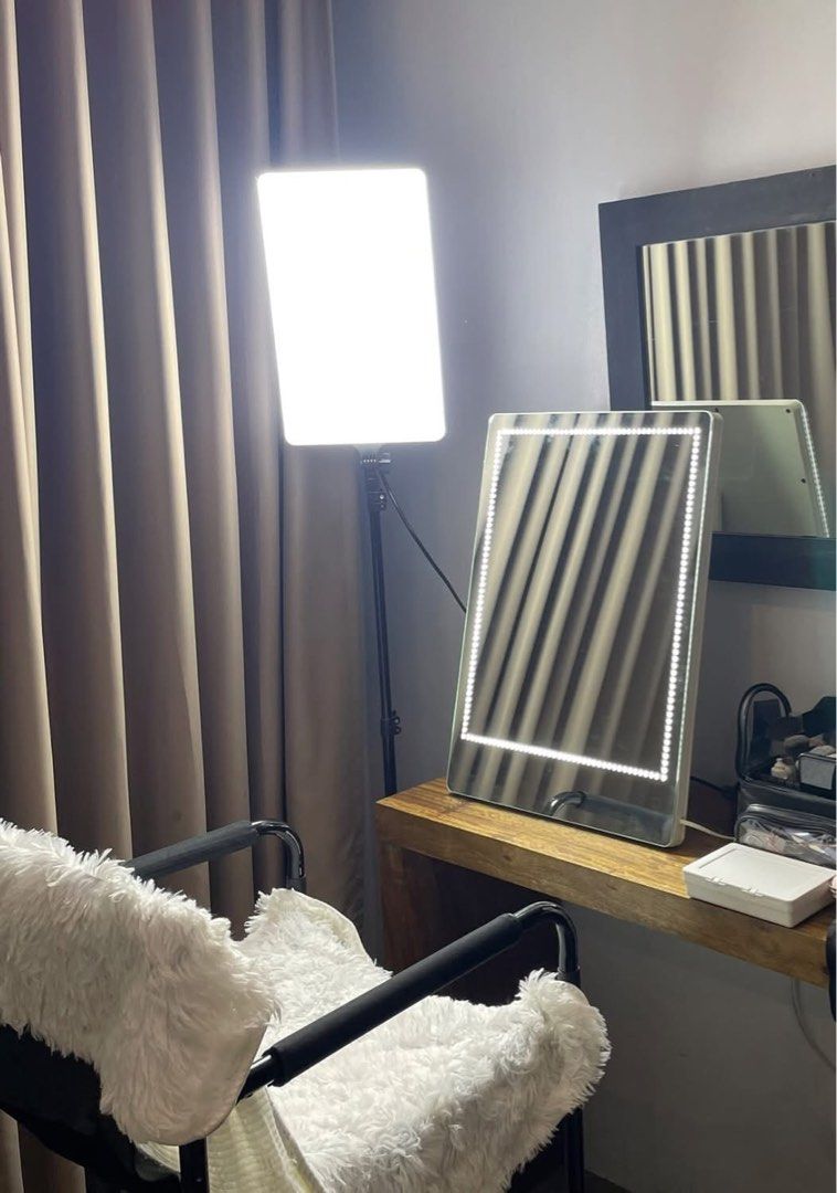 Vanity Mirror (Category: Mirrors) located in Manila. Submitted by da_vincr (Listing ID 1449988901, Image 1). Description: - Vanity Mirror - Size: 19x26 inches - Features LED lights around the frame - Originally purchased for over 7,000 pesos - Negotiable .