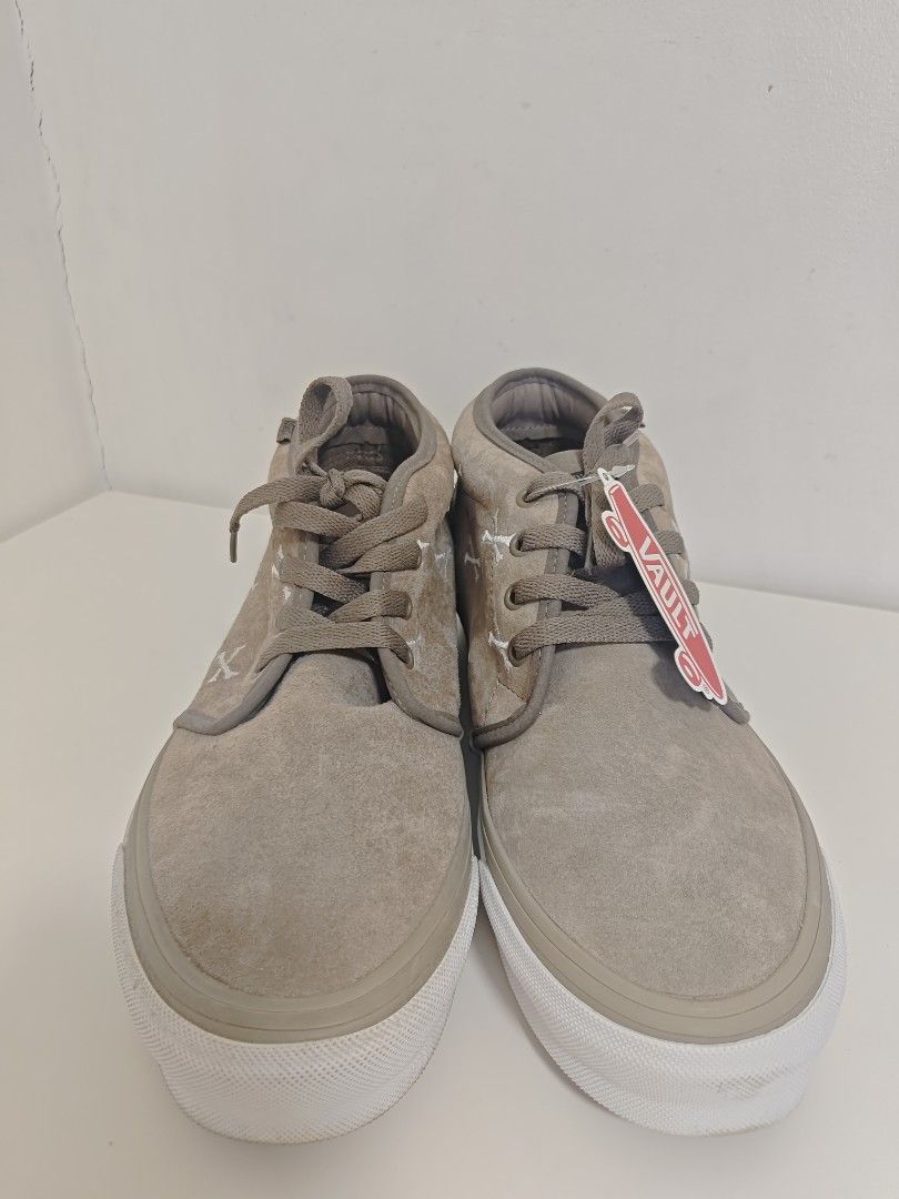 Vans OG Chukka WTAPS Bones Coyote (Category: Sneakers) located in Manila. Submitted by ken.sn (Listing ID 1449984996, Image 2). Description: 🔥 For Sale: Vans OG Chukka CW: WTAPS Bones Coyote 🔥 Size: US 11 | EUR 44.5 | CM 29.0 Condition: Unused, stored in box only No visible heel drag Issue: Minimal washable stain 📦 Rare Vault releases, highly collectible. 💵 Asking: 3999 📍NCR: East | Metro Manila.