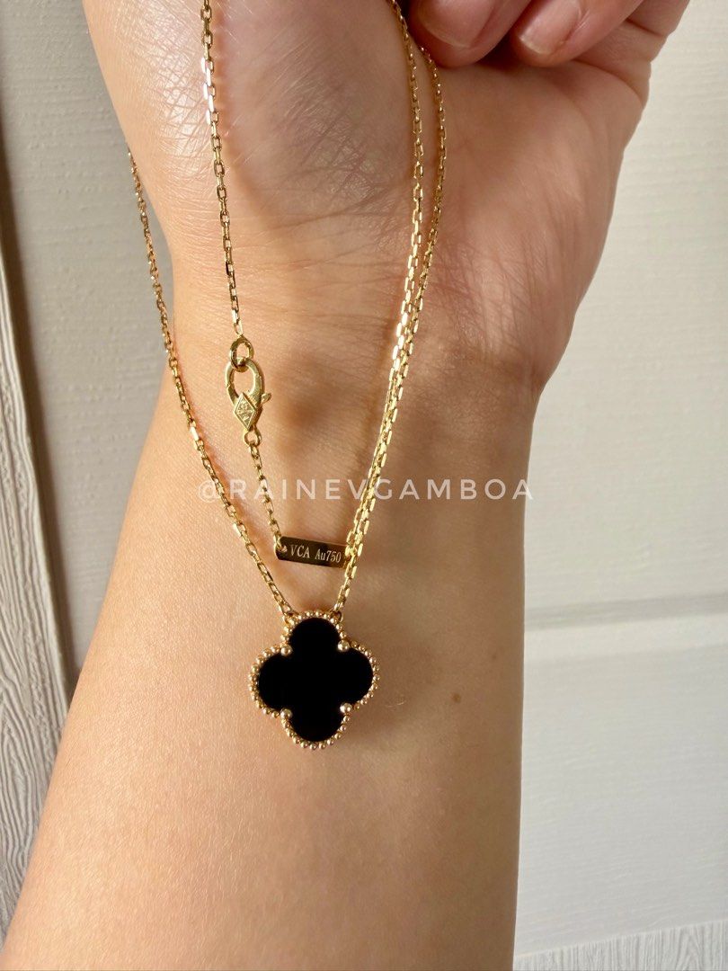 VCA Onyx Necklace 18K HK Setting (Category: Necklaces) located in Pasig City. Submitted by rainegamboa (Listing ID 1450043604, Image 1). Description: VCA Onyx Necklace • 18K Yellow Gold, 16–18” • 4.54 grams • HK Setting • Complete inclusions: paper bag and box.