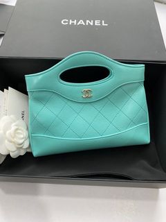 (Category: ) located in . Submitted by thewomanbehindthebrand (Listing ID 1450050829, Image 1). Description: .