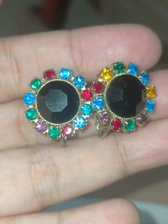 (Category: ) located in . Submitted by 2luv2shop (Listing ID 1450041845, Image 1). Description: .