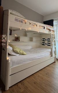 (Category: ) located in . Submitted by hninpp255 (Listing ID 1449976373, Image 1). Description: .