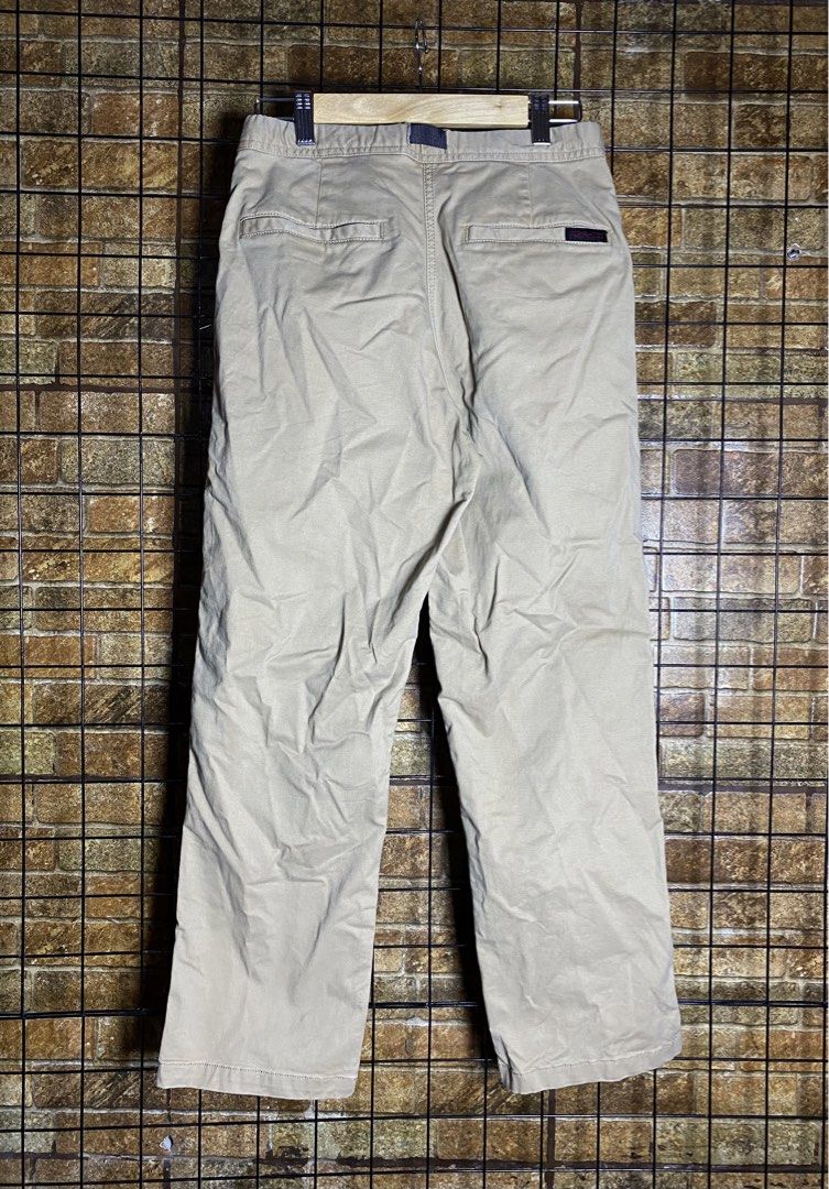 Womens Gramicci Linen Pants (Category: Other Bottoms) located in Makati City. Submitted by earnx_ (Listing ID 1449961025, Image 2). Description: Womens Gramicci Linen Pants - Dimension is 24x34 (6.5 LO) - Issue need wash only.
