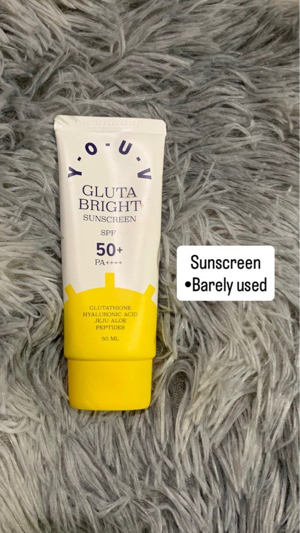 Y.O.U Gluta Bright Sunscreen SPF 50+ PA++++ (Category: Face Care) located in Caloocan City. Submitted by ky.mndjr (Listing ID 1450023018, Image 1). Description: - Y.O.U Gluta Bright Sunscreen - SPF 50+ PA++++ for strong sun protection - Enriched with Glutathione, Hyaluronic Acid, Jeju Aloe, and Peptides - 50 ML size - Barely used, plenty of product remaining - Ideal for everyday sun defense.